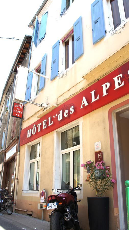 Hotel Des Alpes Ди Екстериор снимка
